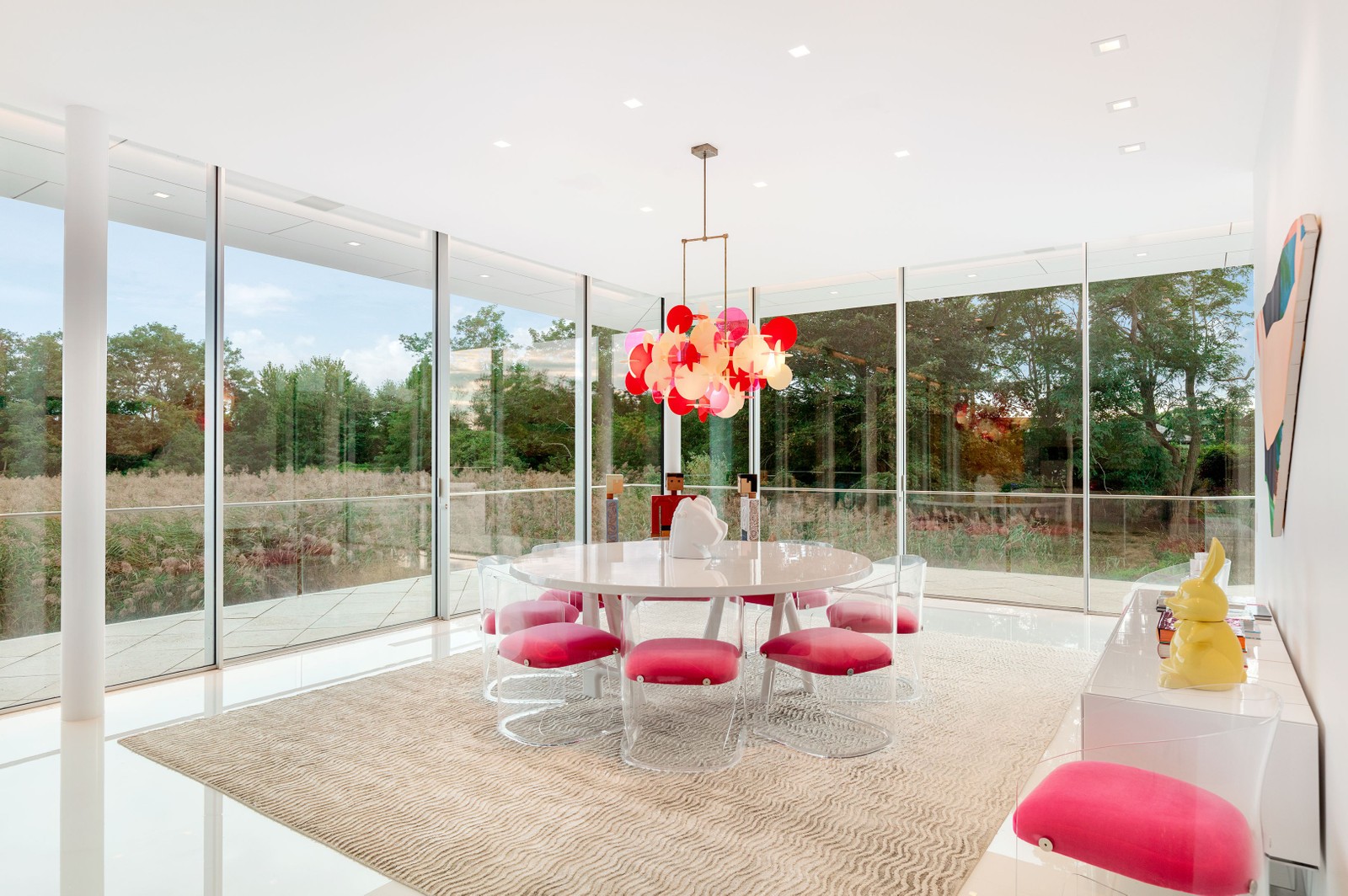 Hamptons Mansion is Eco-Friendly Architectural Wizardry
